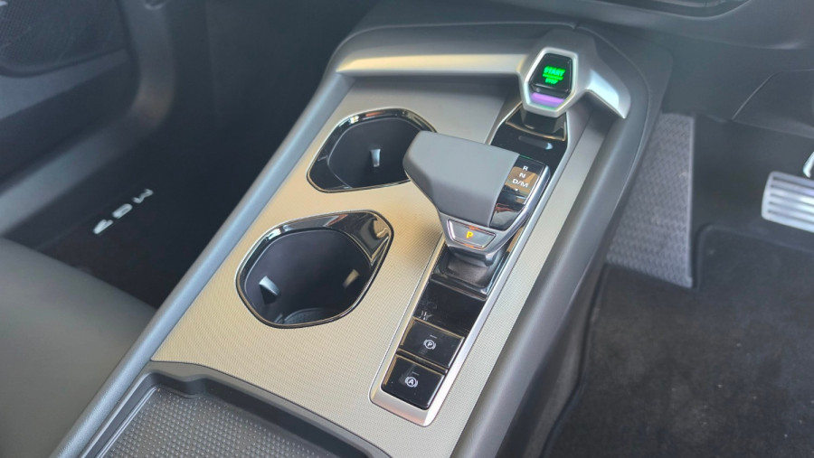 2025 MG MG7  Essence Sedan Image 3