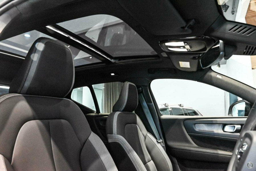 2024 MY25 Volvo EX40 No Series Ultra Single Motor Extended Range SUV Image 8