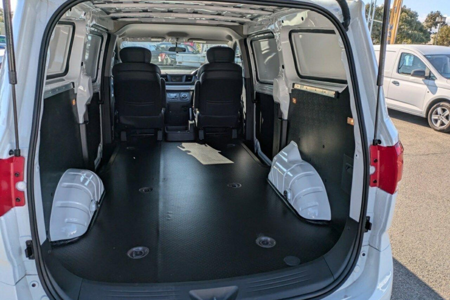 2024 LDV G10 SV7C Plus Van Image 10