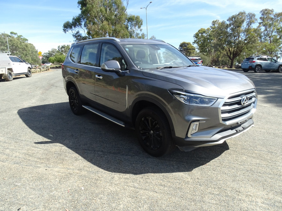 2022 MY21 LDV D90 SV9A Executive SUV Image 2