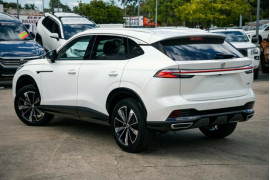 2024 MY24.5 MG HS AS33 Essence SUV