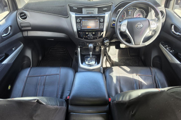 2018 Nissan Navara D23 Series 3 ST-X King Cab Pickup Image 17