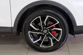 2024 MG ZST  Essence SUV