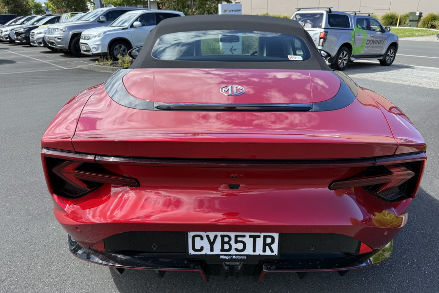 2025 MG Cyberster 77Kw EV Convertible Image 6
