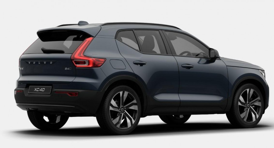 2026 Volvo XC40 XZ Ultra B4 Dark SUV Image 3