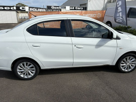 2014 MY15 Mitsubishi Mirage LA ES Sedan image 12