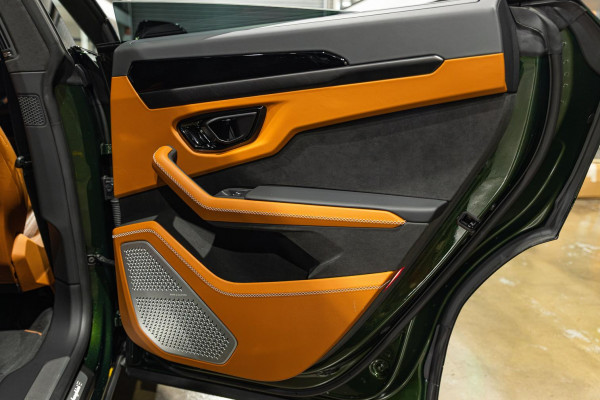 2025 Lamborghini Urus 636 SE SUV Image 26