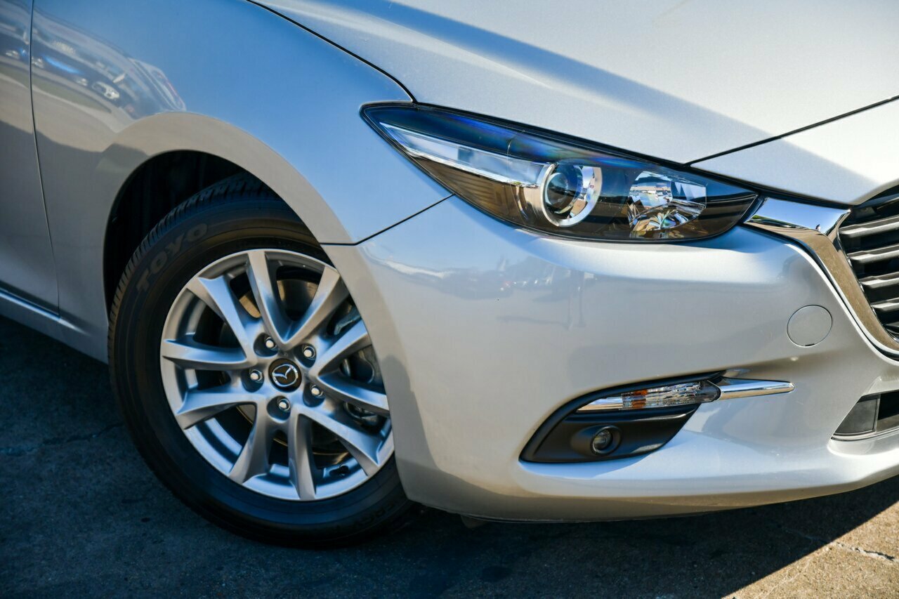 2017 Mazda 3 BN5278 Maxx SKYACTIV-Drive Sedan Image 6