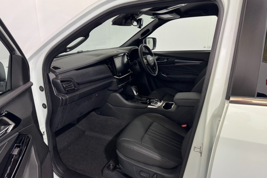 2025 Isuzu Mux RJ MY25 LS-T Wagon Image 11