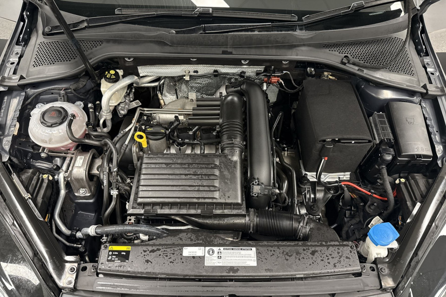 2017 MY18 Volkswagen Golf 7.5 110TSI Highline Hatch Image 11