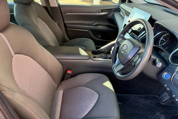 2021 Toyota Camry Hybrid AXVH70R Ascent Sedan Image 10