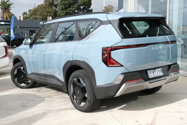 2026 Kia EV5 OVc Air Long Range SUV Image 2