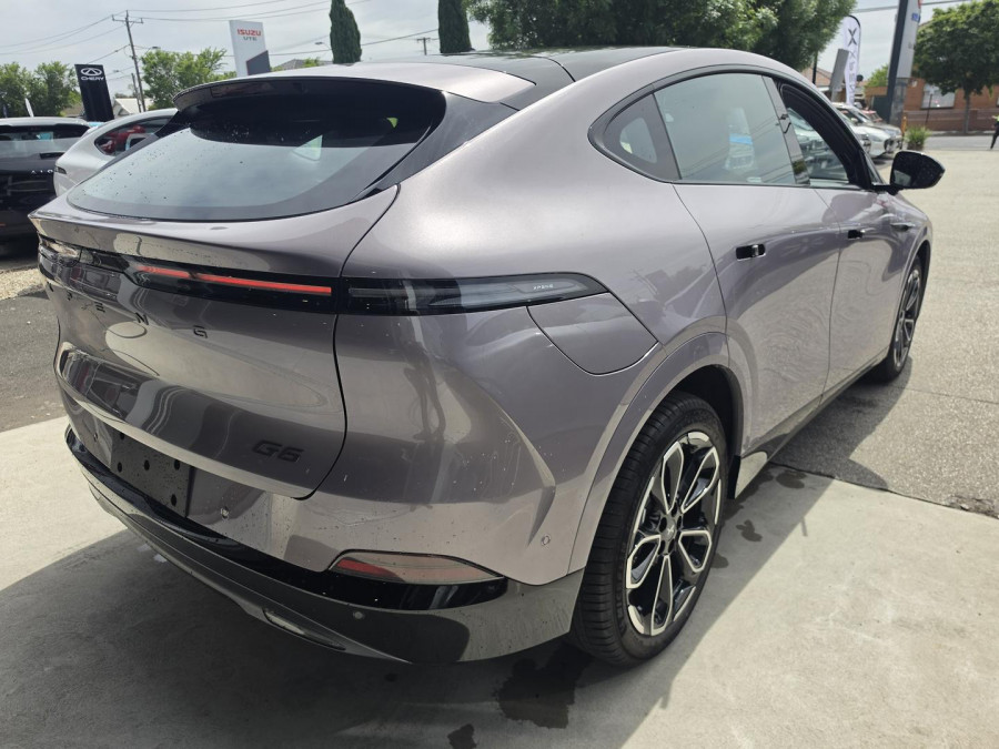 2026 XPeng G6  Long Range SUV Image 4