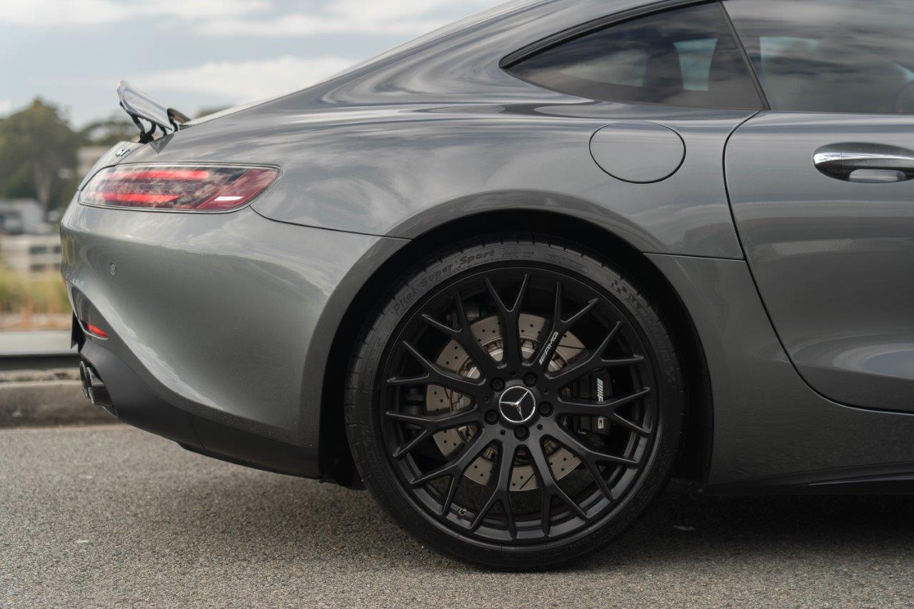 2021 Mercedes-Benz AMG GT Night Edition Coupe Image 7