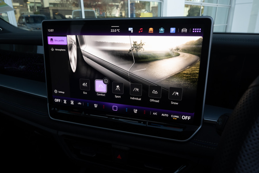 2025 Volkswagen Tayron R4 195TSI R-Line SUV Image 19