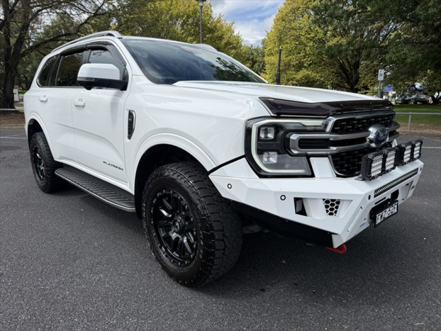 2022 Ford Everest UB Platinum SUV Image 1