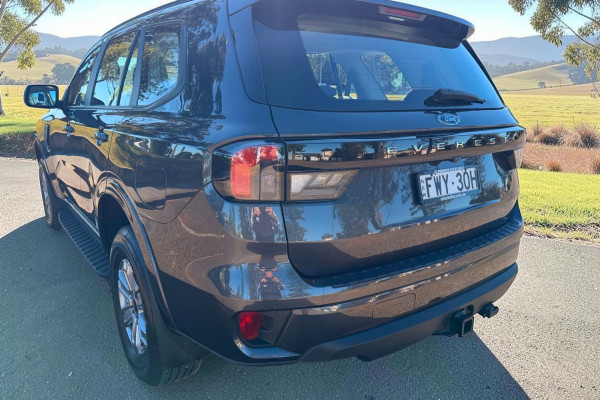 2025 MY25.25 Ford Everest UB Ambiente SUV Image 7