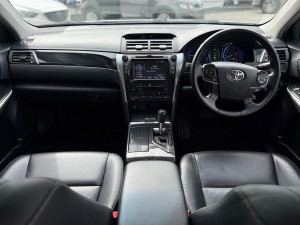 2017 Toyota Aurion GSV50R Presara Sedan