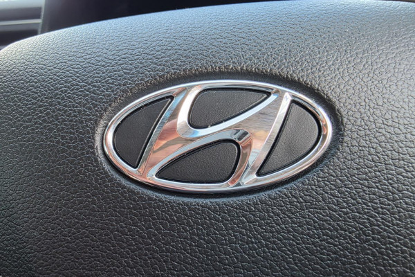 2017 MY18 Hyundai Elantra AD Elite Sedan Image 26