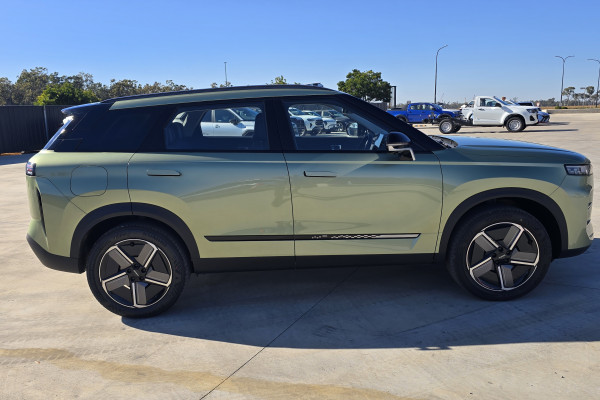 2026 MY25 Jaecoo J7 T35 SHS Summit SUV Image 10