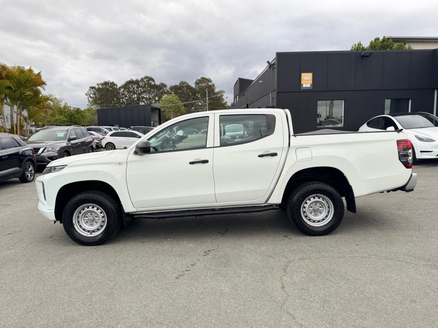 2020 Mitsubishi Triton MR GLX ADAS Ute Image 11