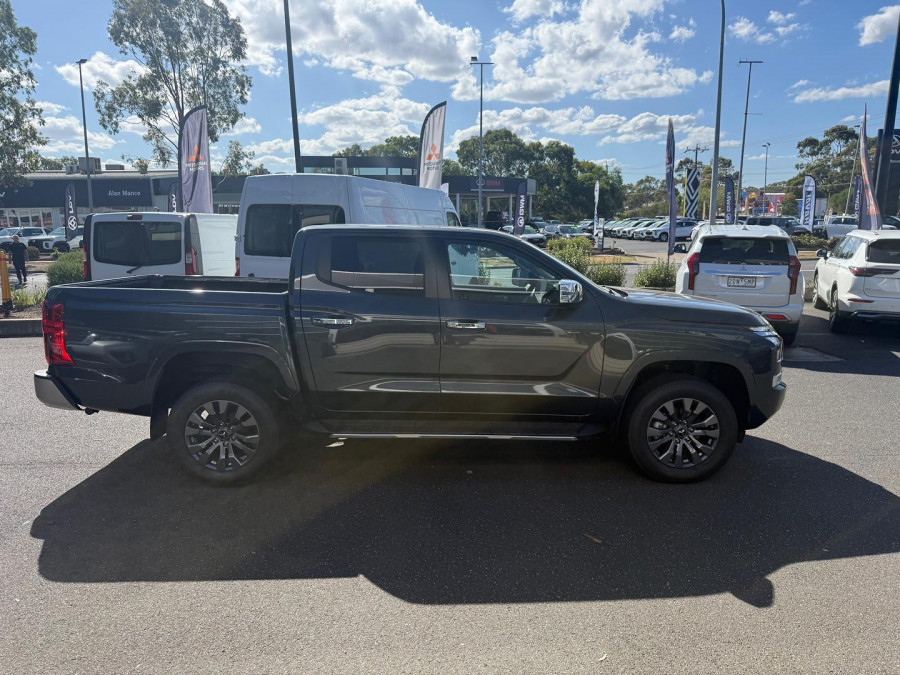 2025 Mitsubishi Triton MV GLS Ute Image 5