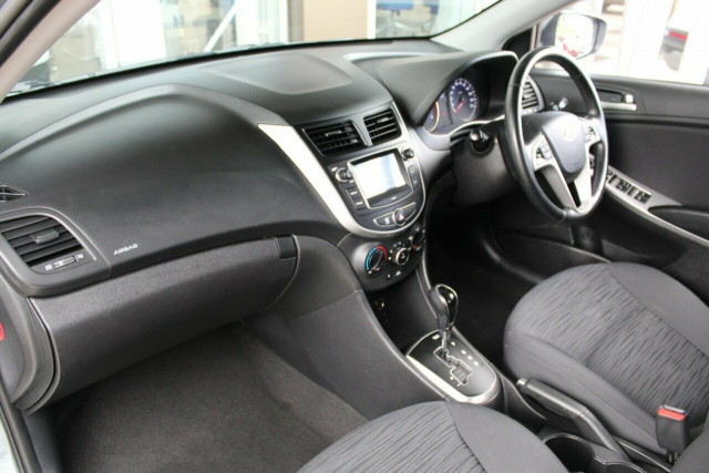 2018 Hyundai Accent RB6 MY18 Sport Sedan Mobile Image 17