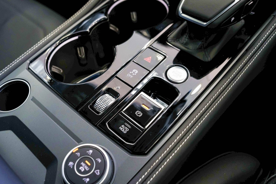 2024 Volkswagen Touareg RC 170TDI SUV Image 15
