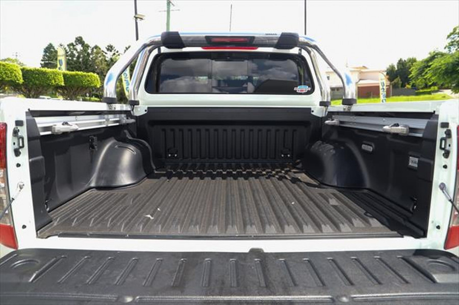 2020 Nissan Navara D23 Series 4 ST-X 4x2 Dual Cab Pickup Utility Image 4