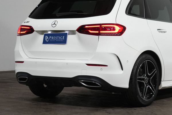 2021 Mercedes-Benz B180 Hatch image 8