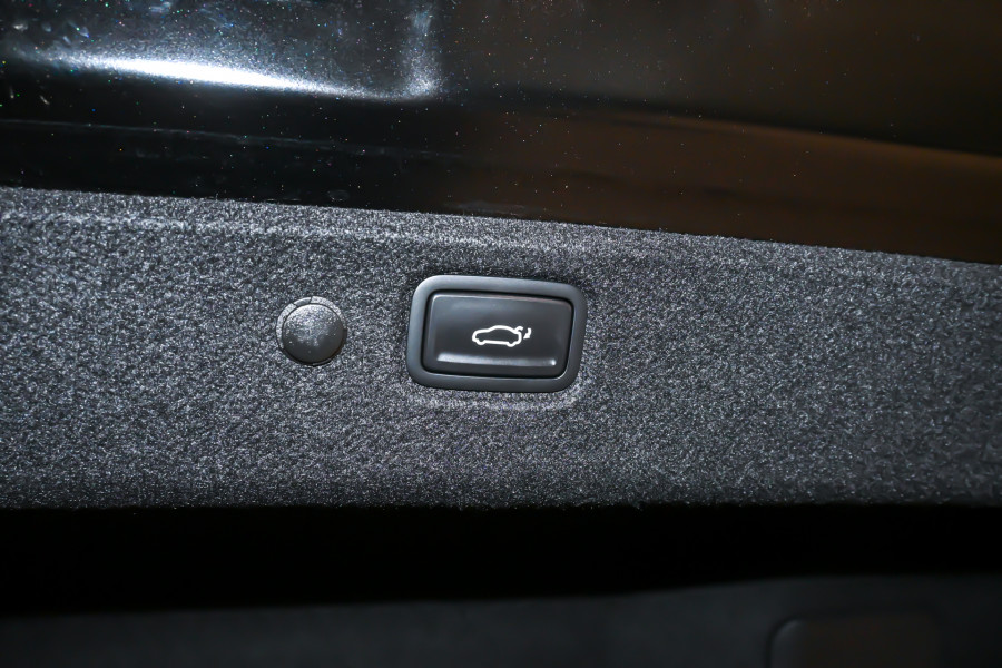 2026 MY25 Kia EV4 Sedan