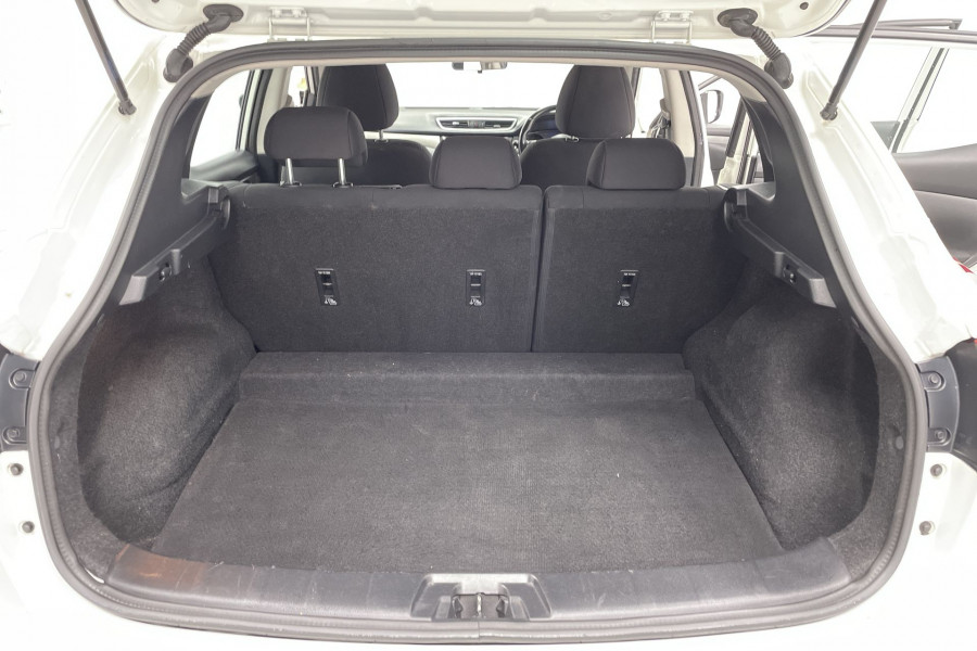 2018 Nissan QASHQAI ST Wagon Image 15