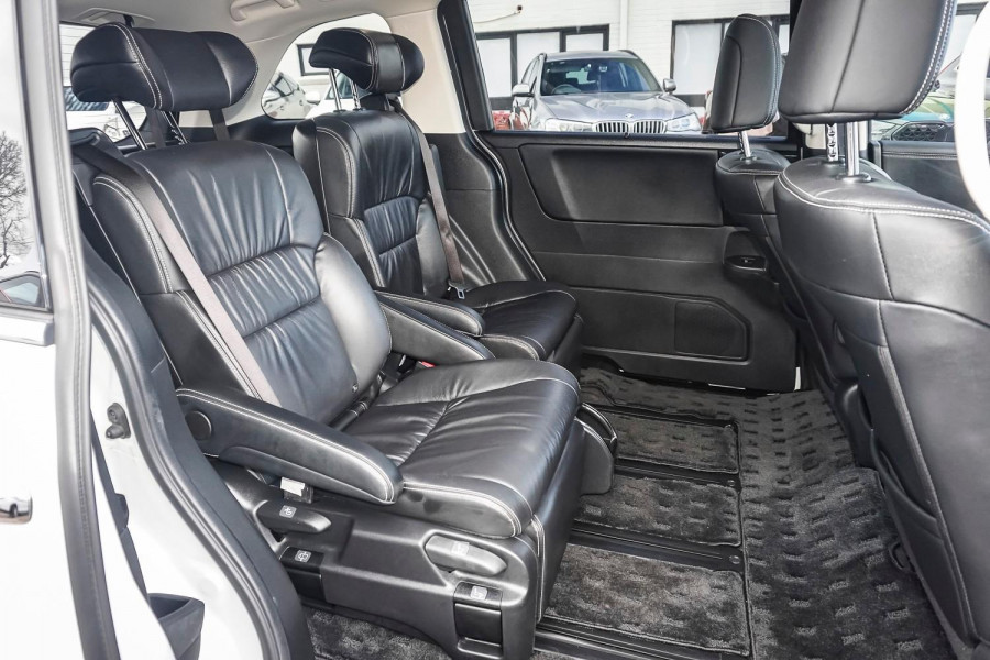 2019 Honda Odyssey 5th Gen VTi-L People Mover Image 16
