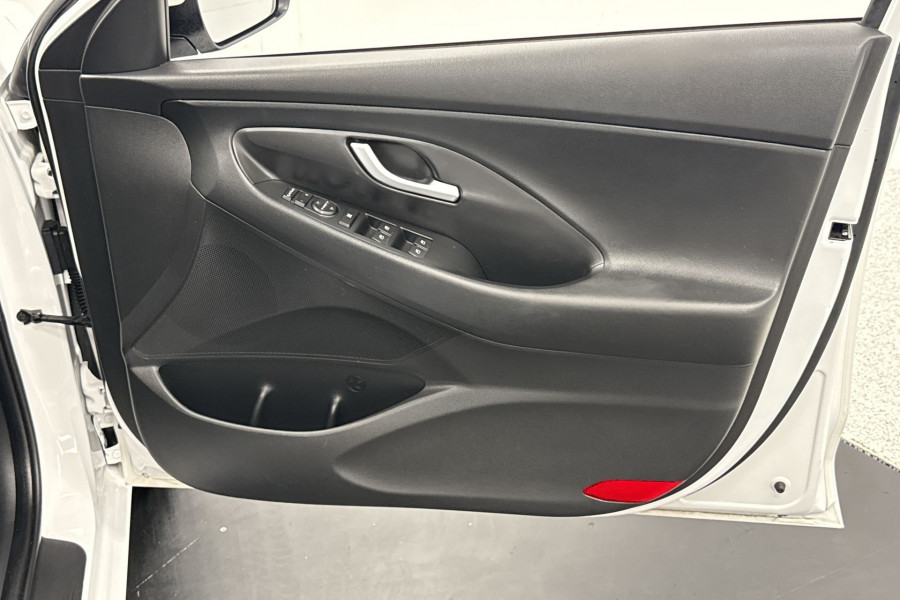 2018 MY19 Hyundai i30 PD2 Active Hatch Image 19