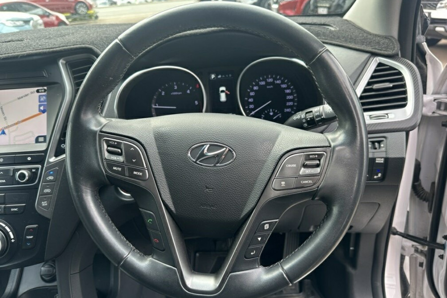2016 MY17 Hyundai Santa Fe DM3 Series II Highlander SUV Image 15