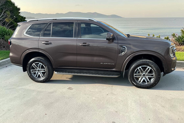 2023 MY23.5 Ford Everest UB Platinum SUV Image 2