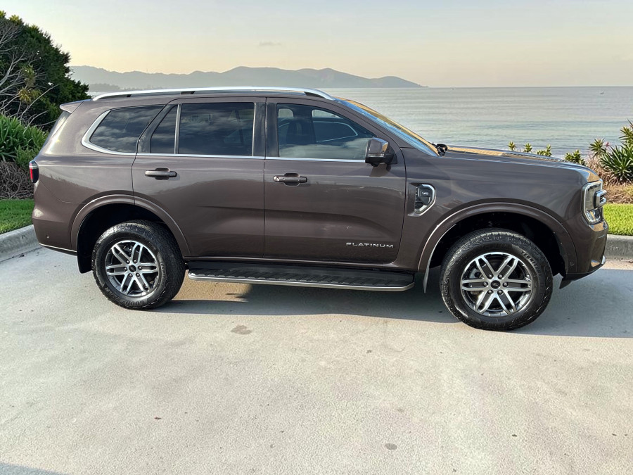 2023 MY23.5 Ford Everest UB Platinum SUV Image 2