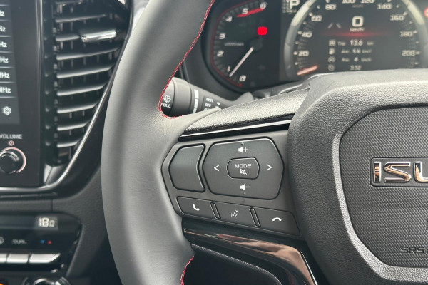 2026 MY25.5 Isuzu D-MAX RG X-TERRAIN Ute Image 11