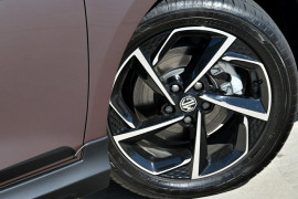 2024 MG MG5 AP32 Essence Sedan