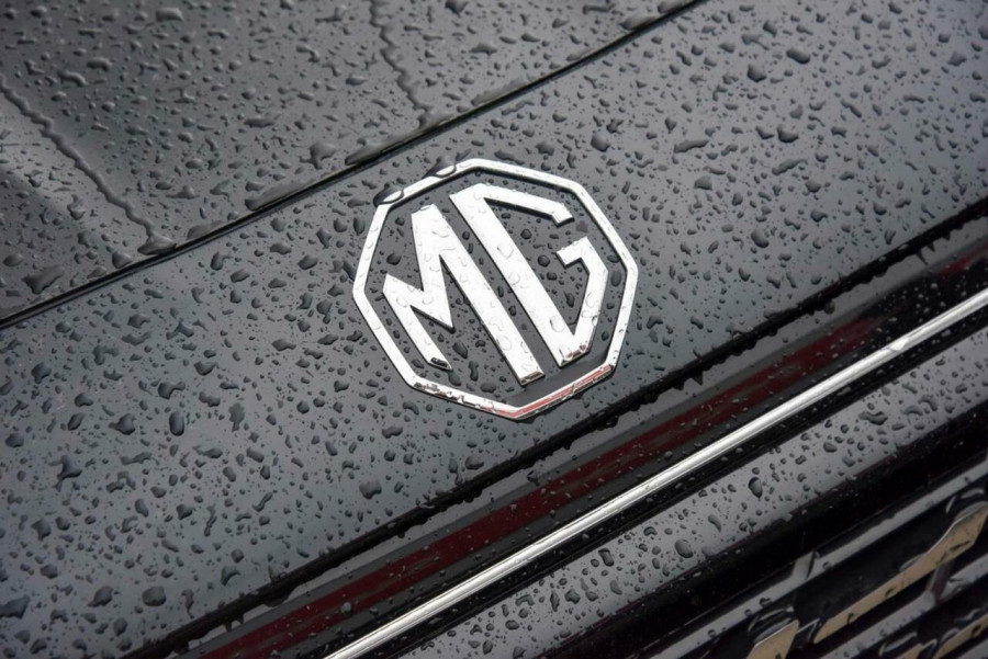 2024 MG HS SAS23 Essence SUV Image 18