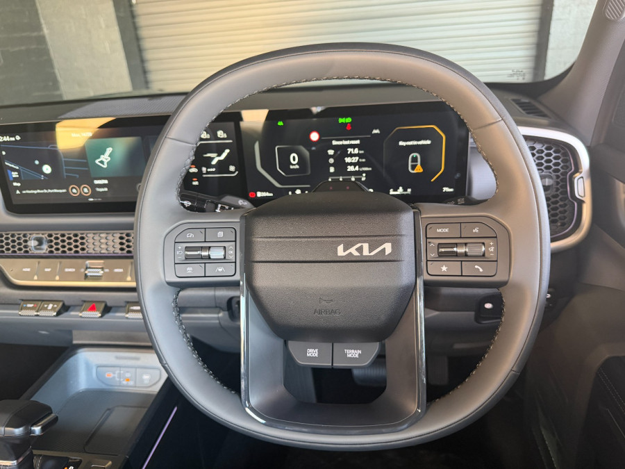 2025 MY26 Kia Tasman TK SX+ Ute Image 18
