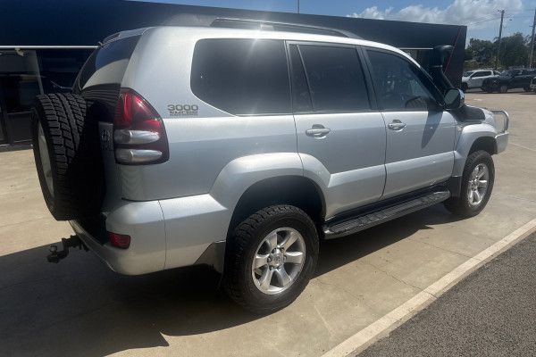 2007 Toyota LandCruiser Prado KDJ120R GXL Wagon Image 3