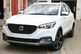 MG ZS Essence AZS1