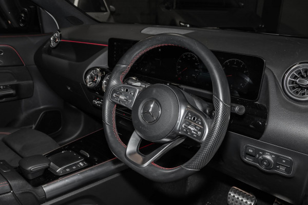 2021 Mercedes-Benz GLA-Class H247 GLA250 SUV image 6