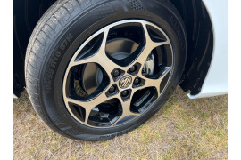 2025 MY24.5 MG MG3 ZP22 Essence Hybrid+ Hatch