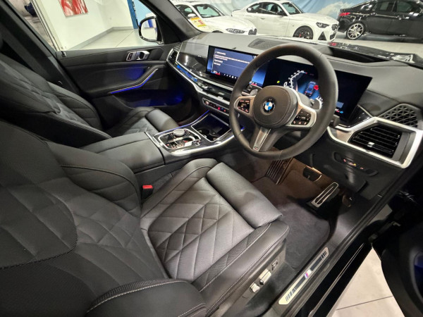 2025 BMW X5 G05 LCI xDrive30d M Sport SUV image 10