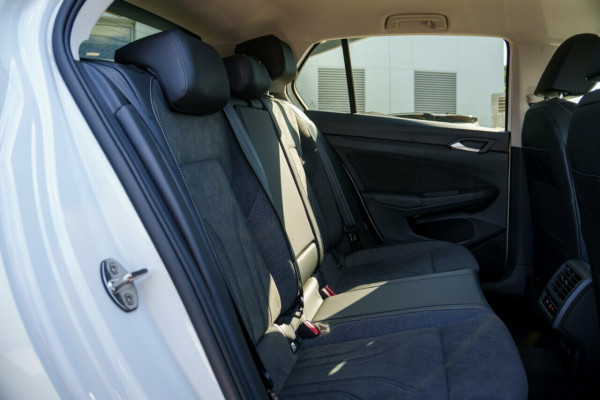 2026 Volkswagen Golf 8.5 110TSI Style Hatch Image 9