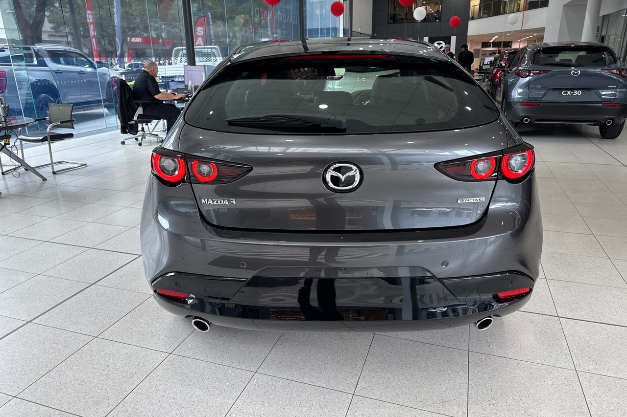 2024 Mazda 3 BP Series G25 Astina Hatch Image 7