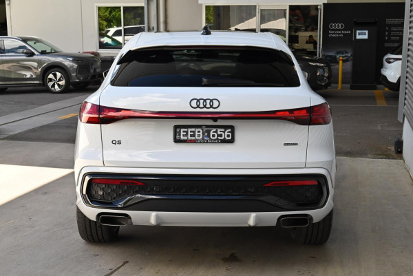 2026 MY25 Audi Q5 FY e-hybrid 270kW SUV image 4