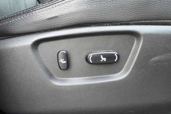 2017 MY18 Holden Captiva CG Active SUV Image 22